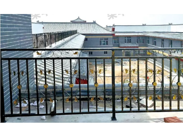 铁艺阳台护栏