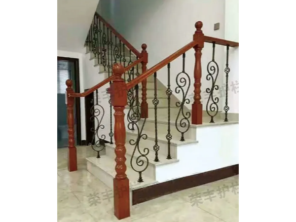 铁艺楼梯护栏