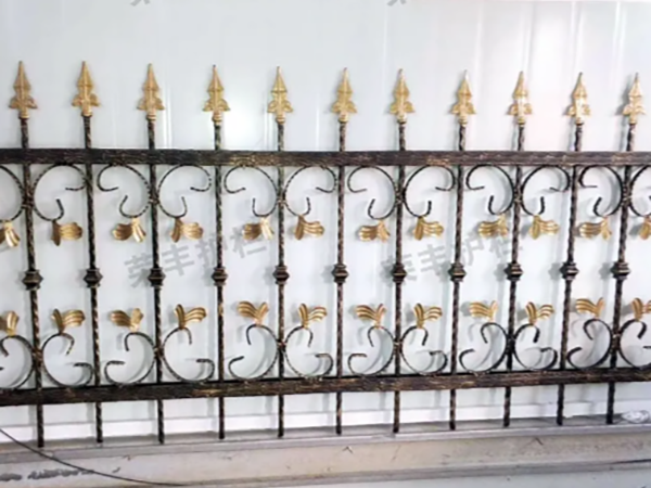 铁艺护栏