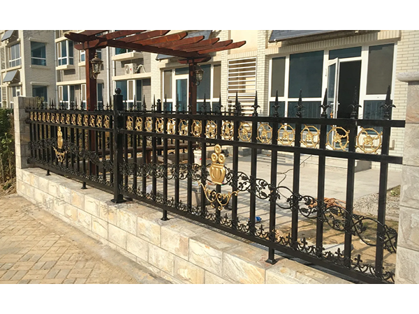 铁艺护栏